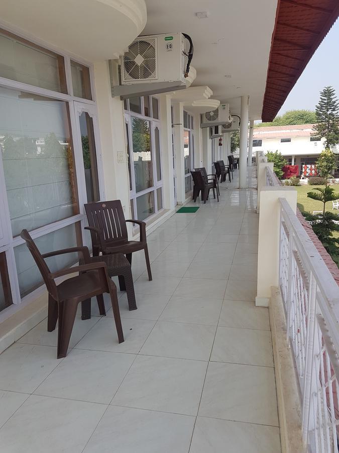 Skyview Holiday Home Pet Friendly Chandigarh Exterior photo