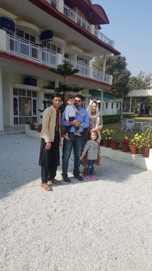 Skyview Holiday Home Pet Friendly Chandigarh Exterior photo
